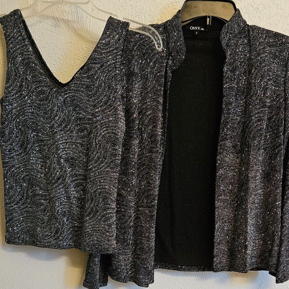 Glitter V-Neck Sleeveless Black & Silver Top and Jacket Set NWT (new w/tags) - Picture 1 of 7